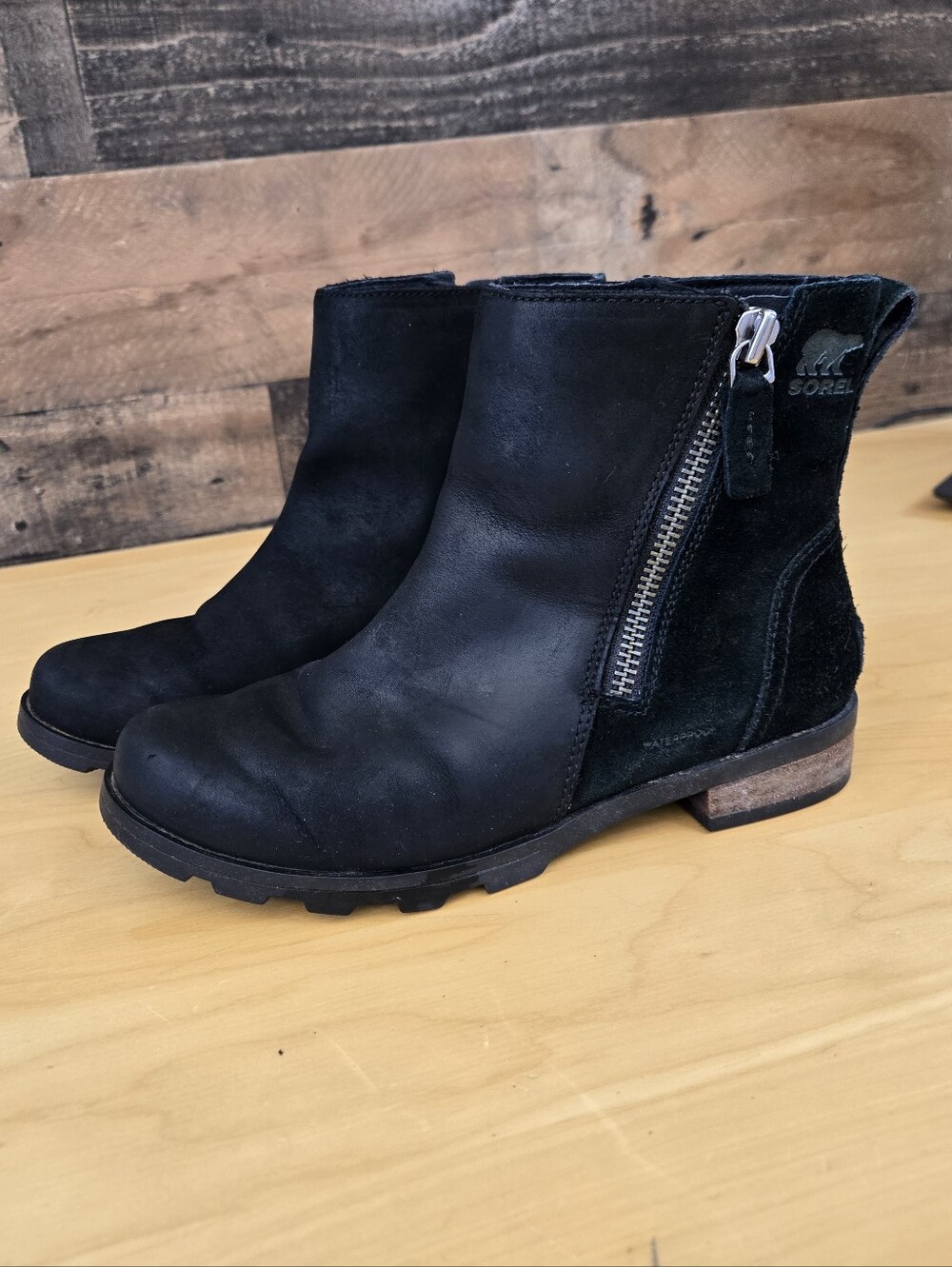Sorel Emelie Zip Ankle Boots Bootie Black Leather Suede - Women's Size 6.5